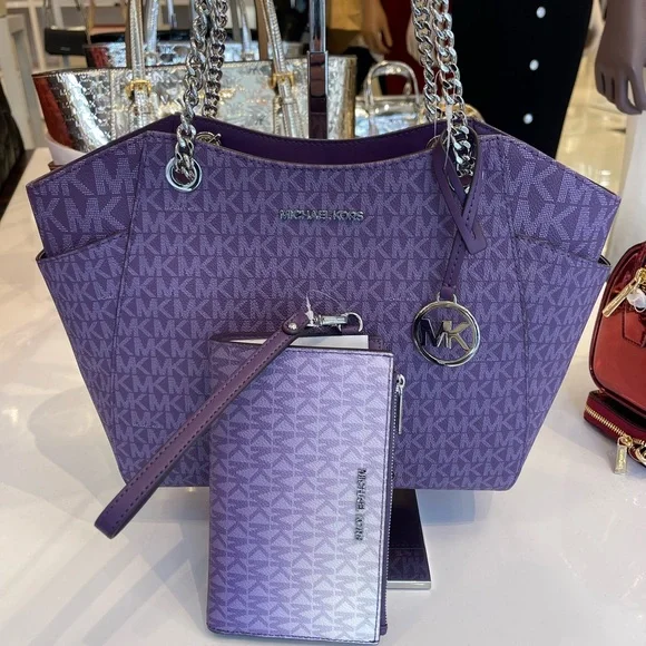 MICHAEL KORS JST Lg Chain Shoulder Tote & Double Zip Wristlet Wallet
Dk Purple - Picture 8 of 16